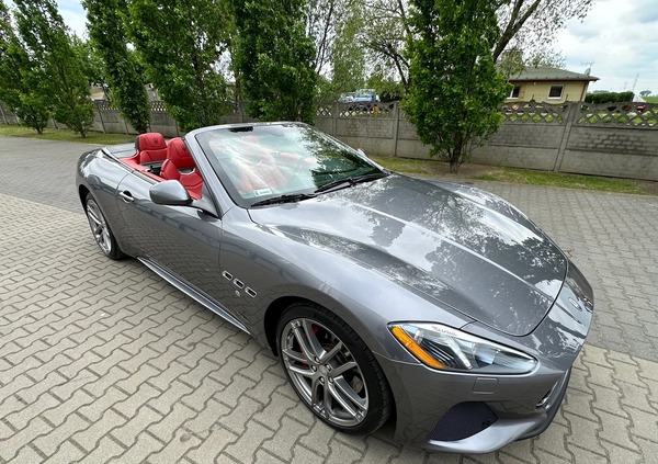 Maserati GranCabrio cena 499900 przebieg: 19600, rok produkcji 2019 z Poznań małe 466